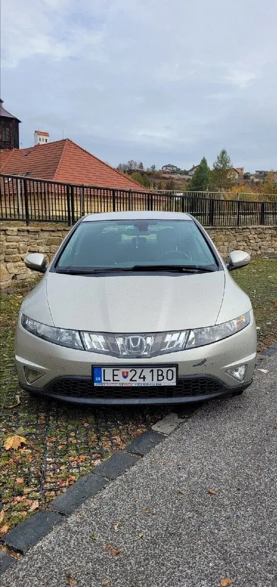 Honda Civic – 2006, 240 000 km