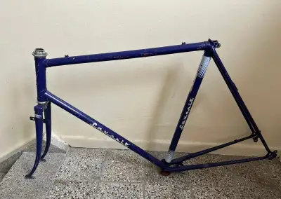 Favorit F8 rám 60 veľkosť