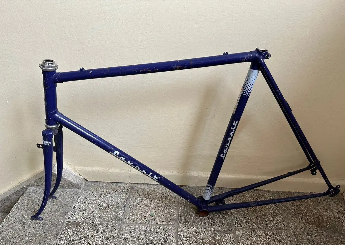 Favorit F8 rám 60 veľkosť