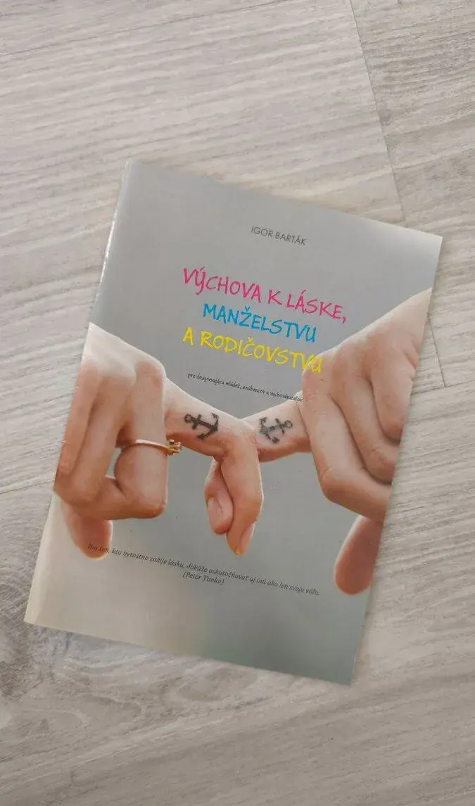 Výchova k láske, manželstvu a rodičovstvu