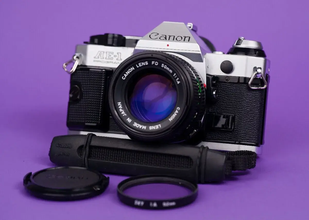 Canon AE1 Program. Fd 1:1.4/50mm