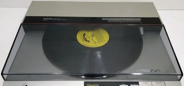 Gramofon Technics SL QL 5