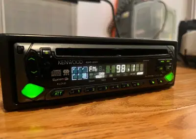 Auto radio