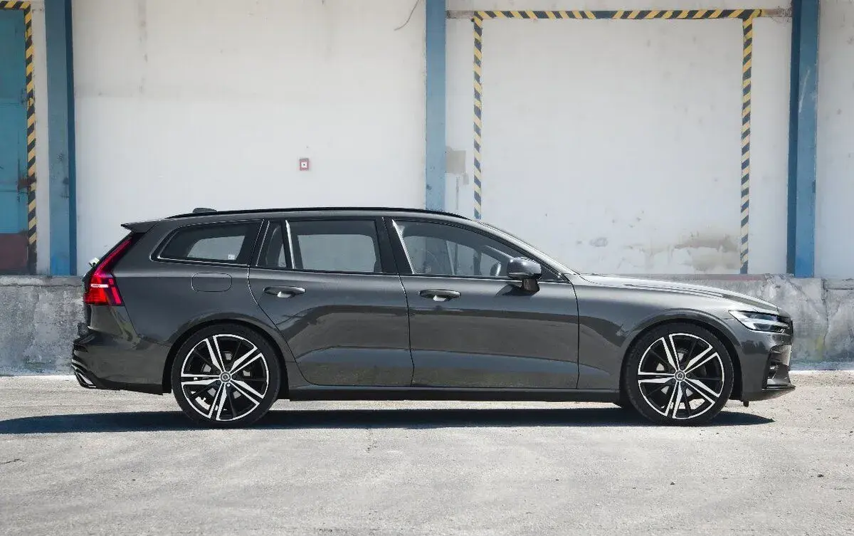 Volvo V60 – 2020