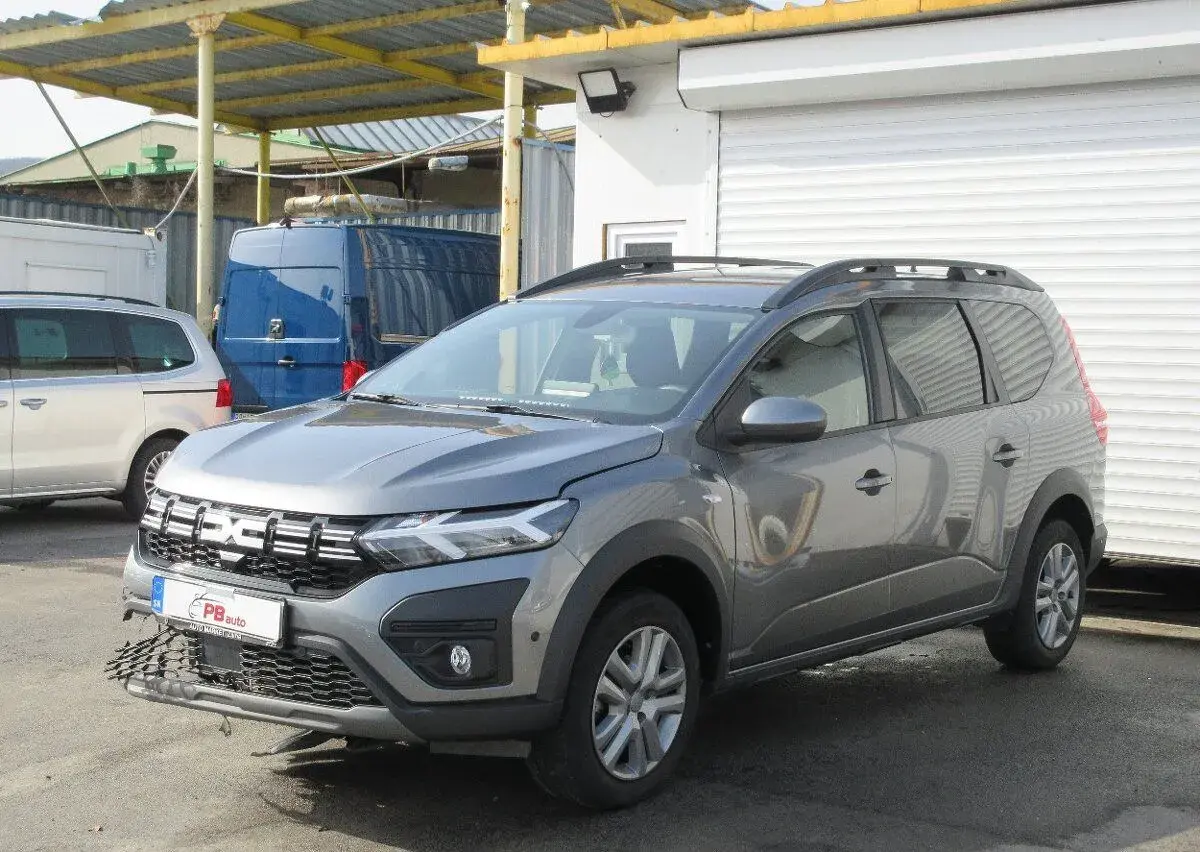 Dacia Jogger – 2023, 17 995 km