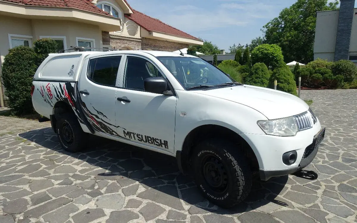 Mitsubishi L – 2010, 281 910 km