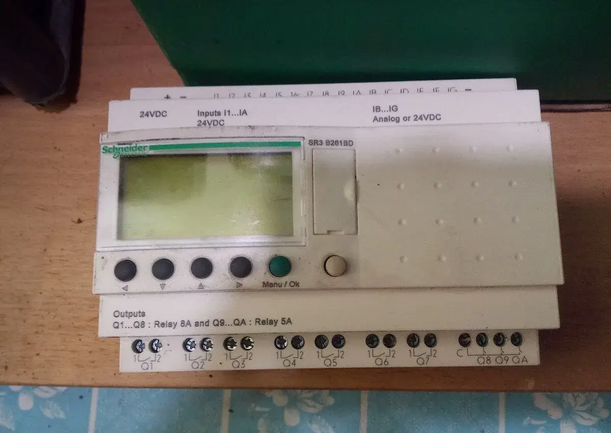 SR3B261BD Programovateľné relé Schneider Electric
