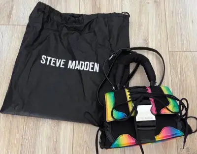 CROSSBODY KABELKA Steve Madden