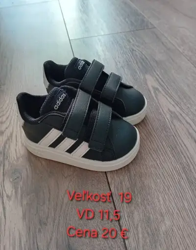 Chlapčenské adidas botasky