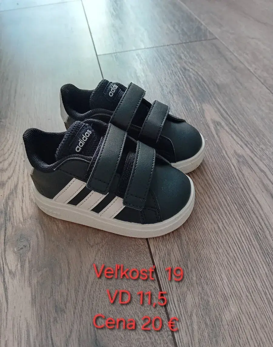 Chlapčenské adidas botasky