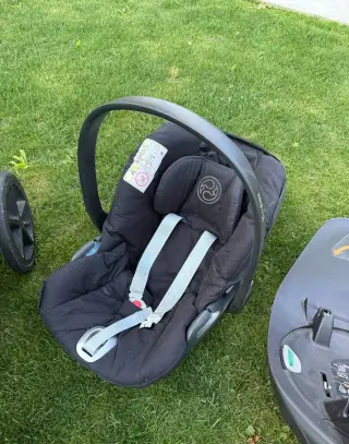 Autosedačku Cybex Cloud Z i-Size a ISOFIX
