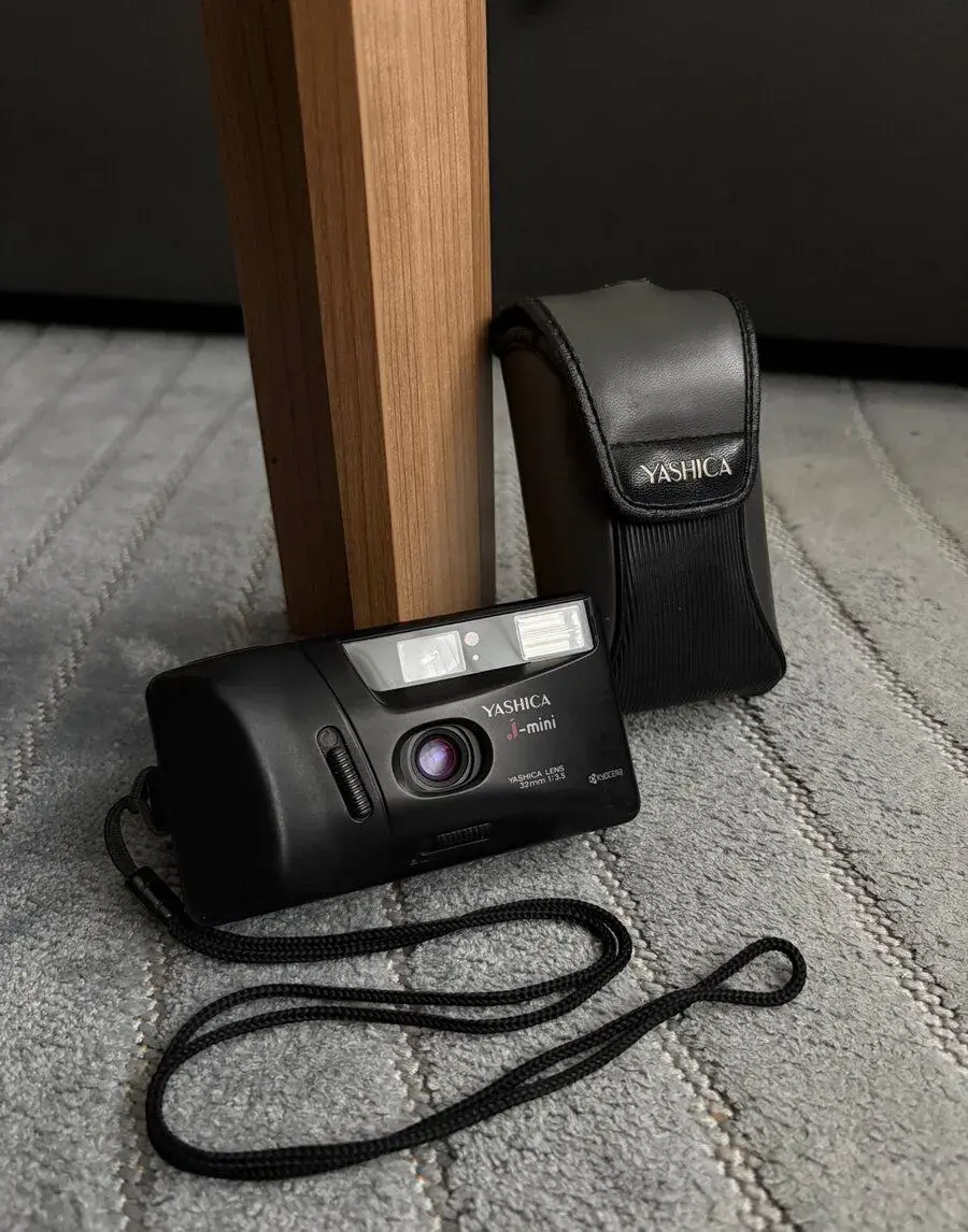 Yashica J-mini