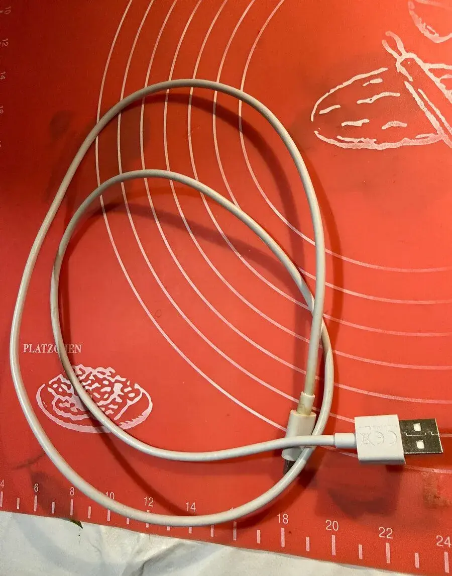 Nabíjací USB-C kábel pre iPhone 15 / 16 / 17