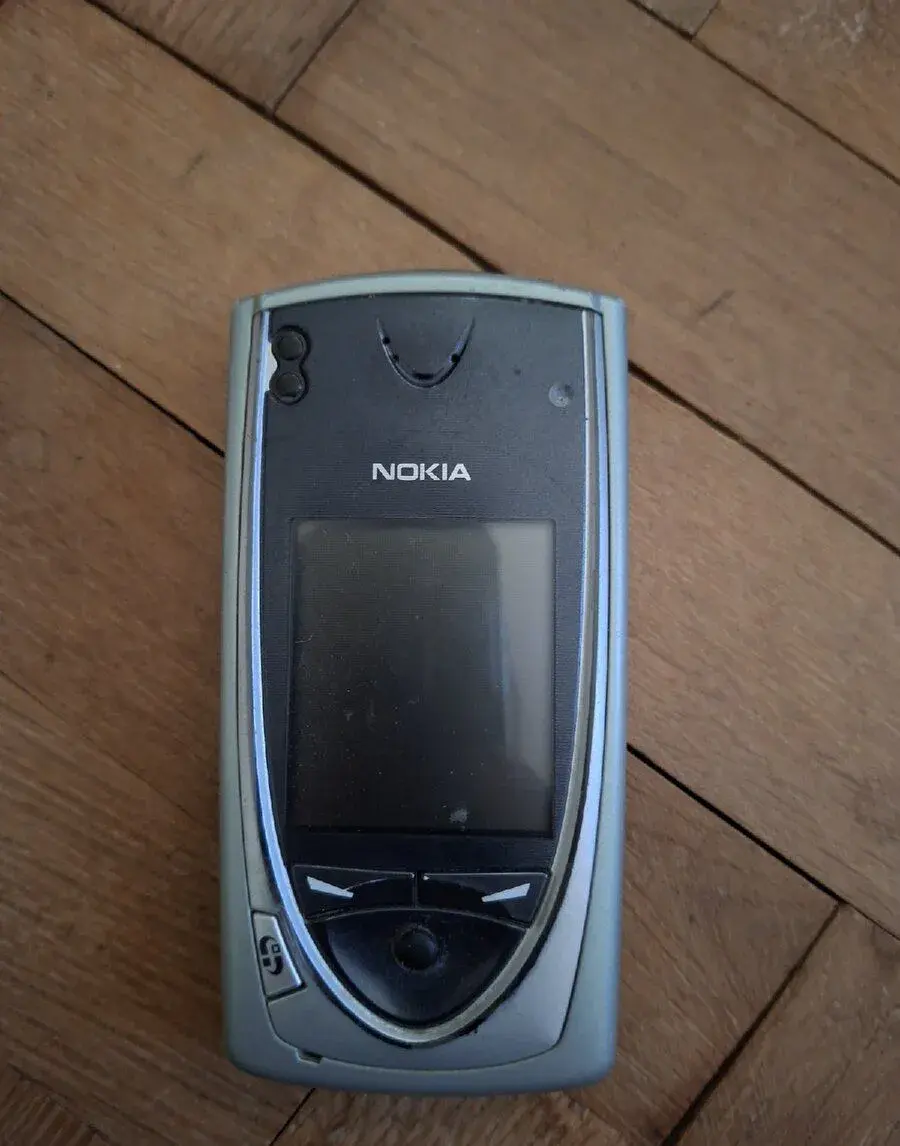 NOKIA 7650