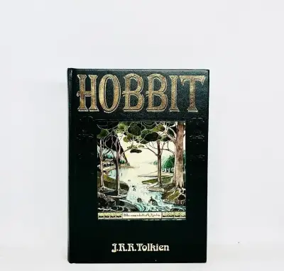 J. R. R. Tolkien – Hobbit (2002)