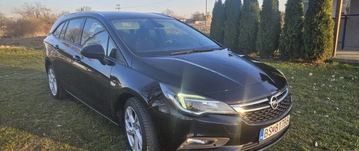 Opel ASTRA – 2016, 288 000 km