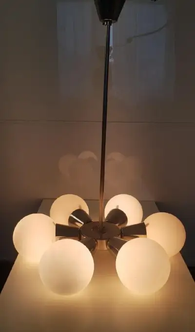 Retro luster sputnik