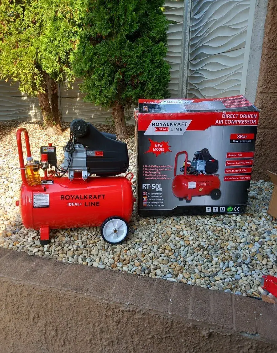 Olejový kompresor 50l- 8 bar Royalkraft Line