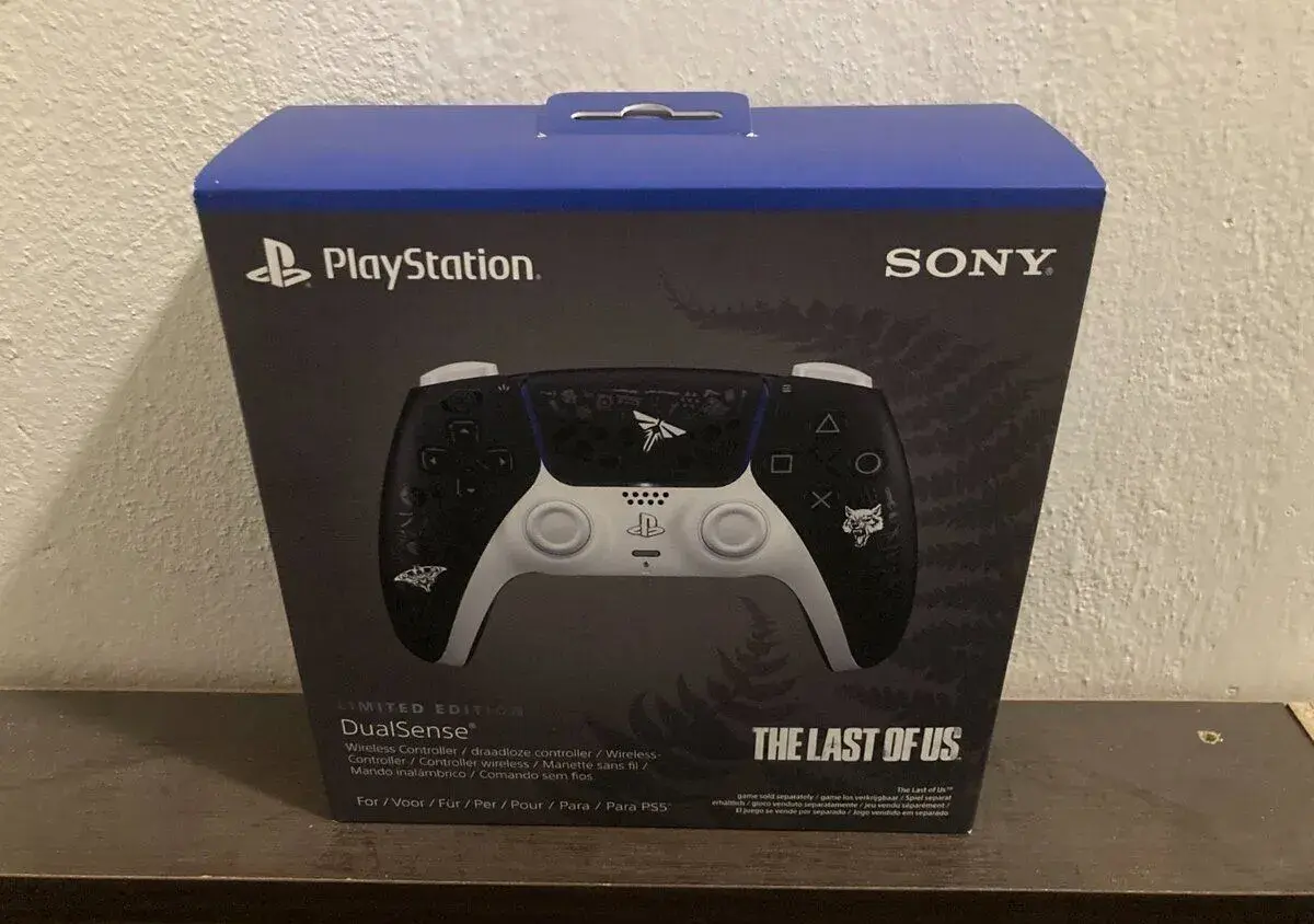 Joystick Last of Us dualsense na Playstation 5 novy