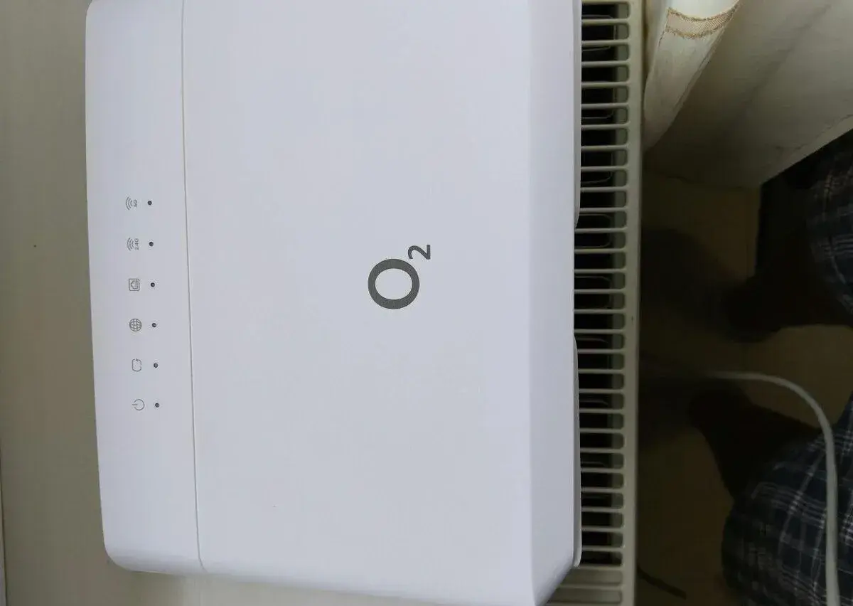 O2 Anténa 5G INTERNET VZDUCHOM + router ZYXEL