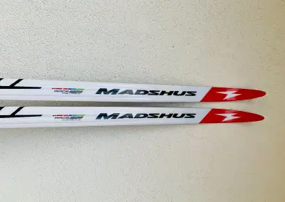 Madshus Race Pro Skin JR 172cm juniorske+Rottefella 35-48kg