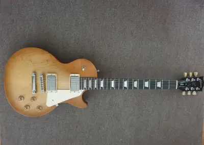 Gibson Les Paul Tribute Satin Honeyburst