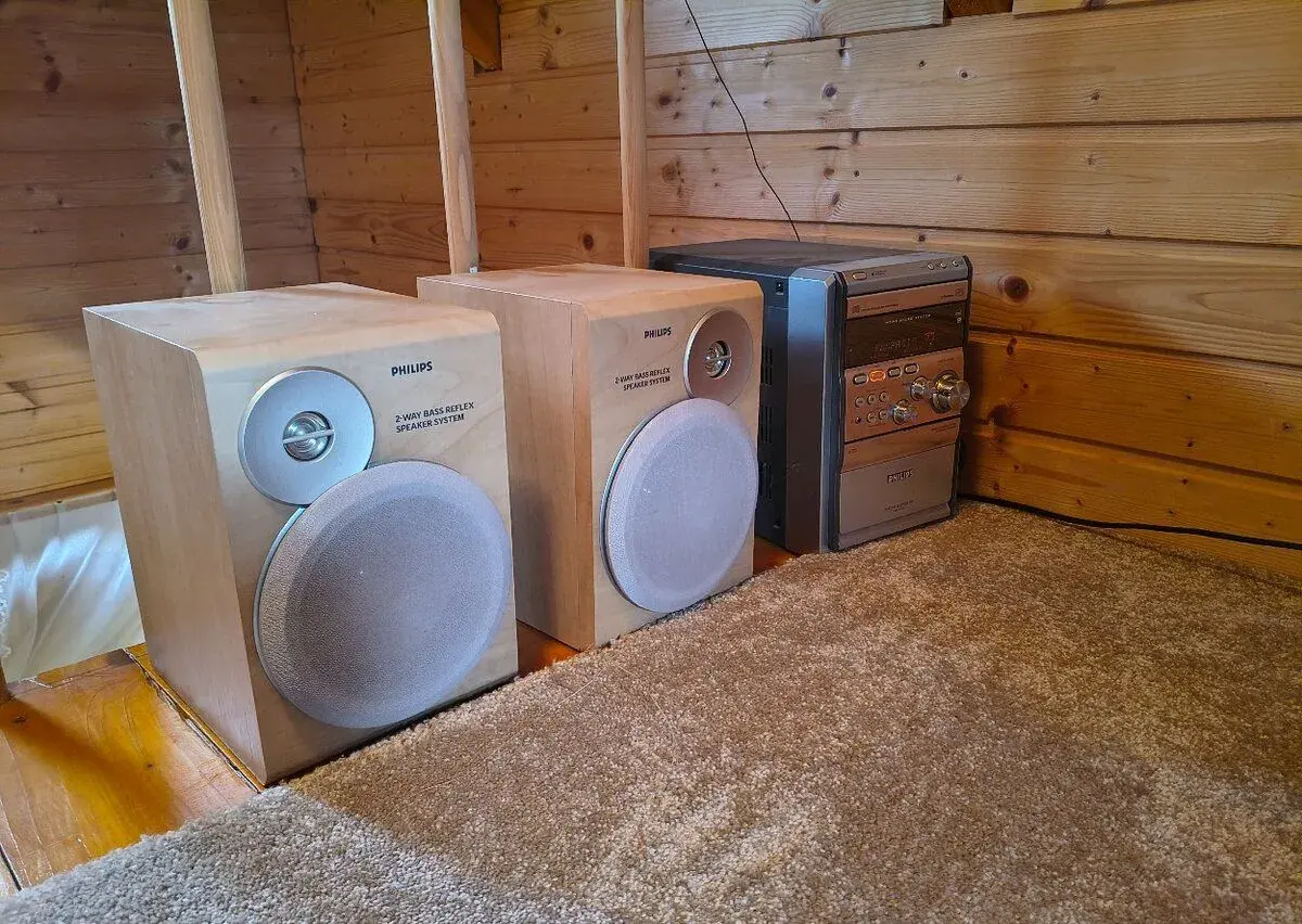 HiFi veža Philips MCM5 + 2 repro - CD, rádio, kazety