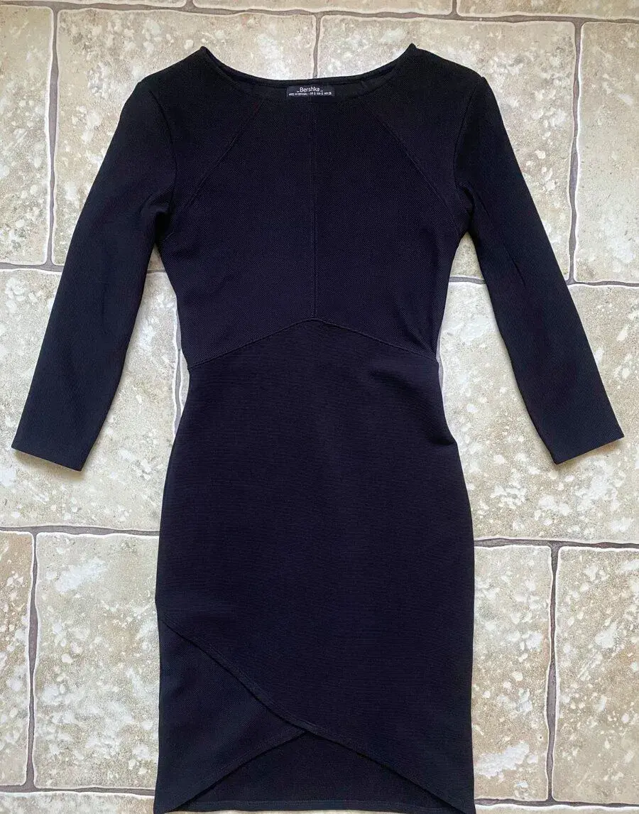 Čierne mini bodycon šaty Bershka - XS/S