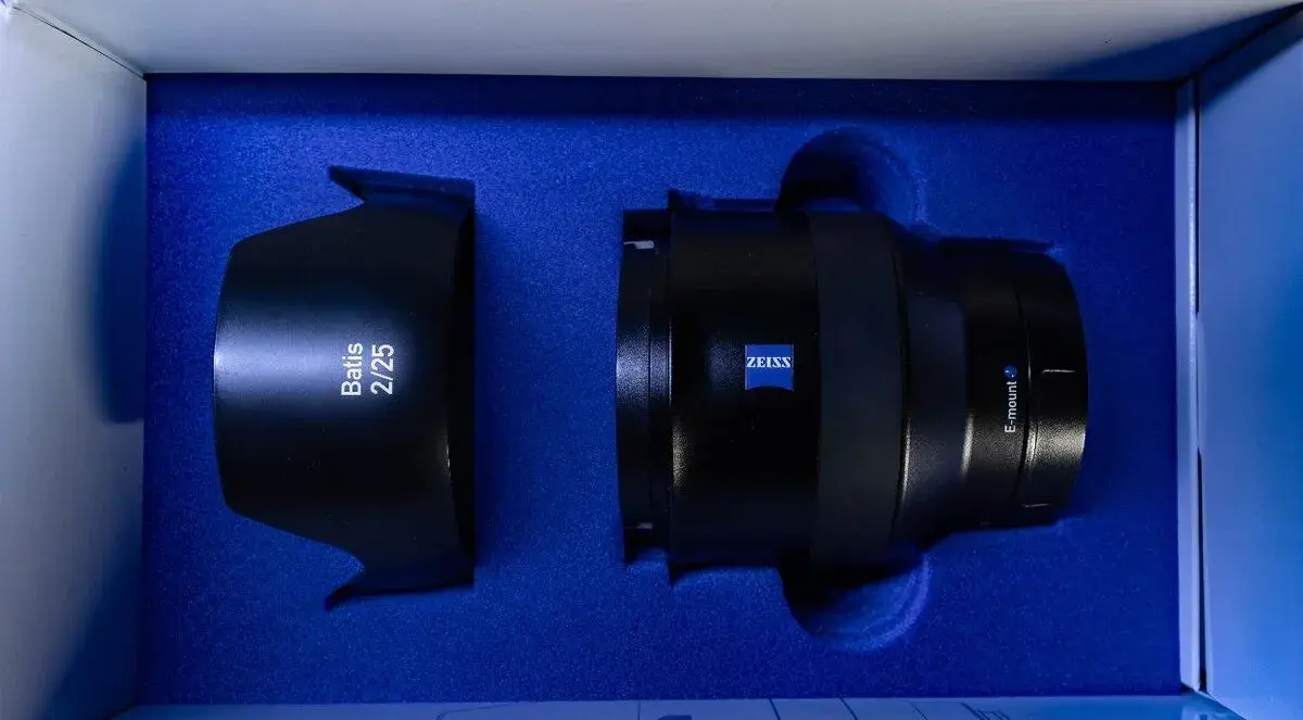 ZEISS Batis 25mm SONY E