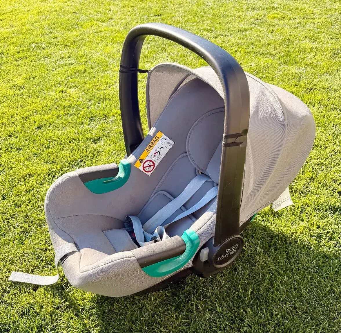 BRITAX RÖMER Baby Safe 3 40-83cm Frost Grey vajíčko do auta