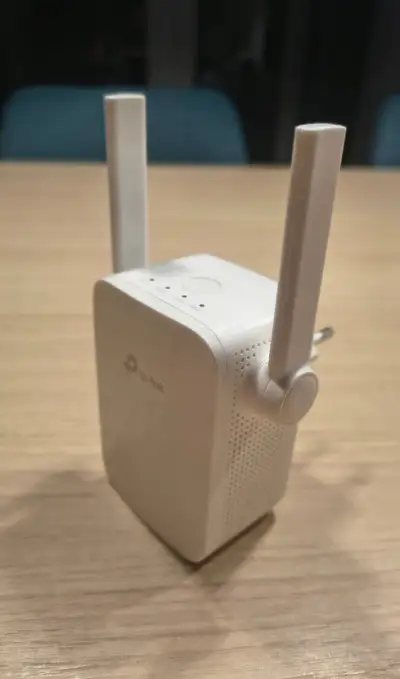 TP-Link RE205