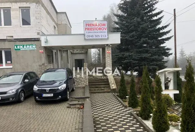 SKVELÁ PONUKA – POLYFUNKČNÝ OBJEKT NA PREDAJ | SNINA