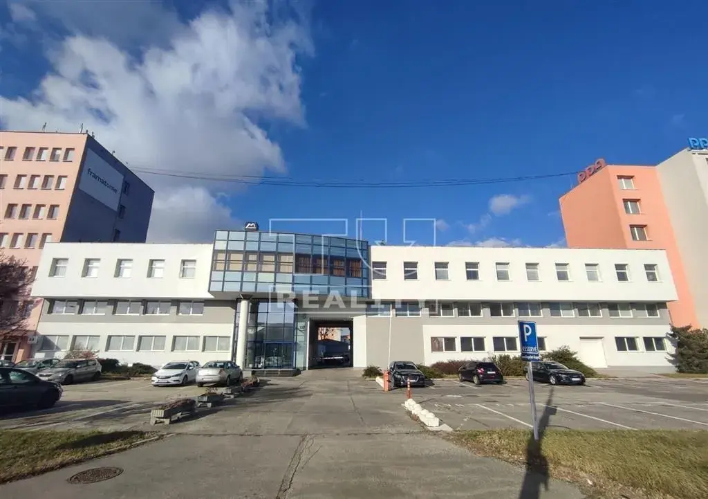 ADMINISTRTÍVNA BUDOVA,NOVÉ MESTO,VAJNORSKÁ,3658m2
