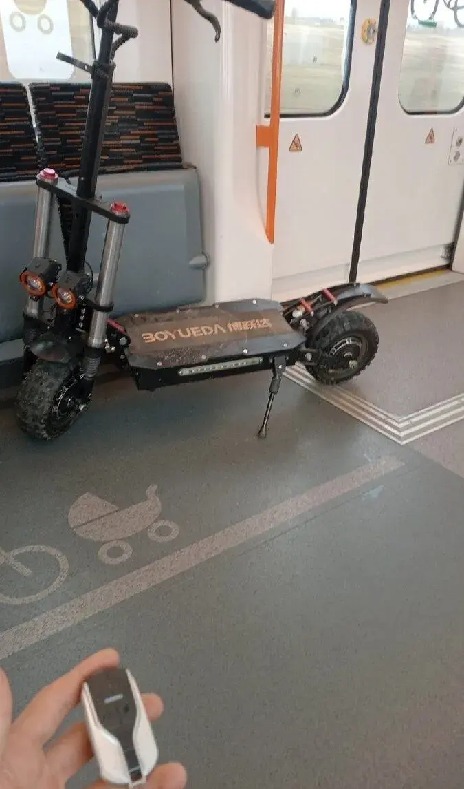 Elektrickú kolobežku Bueda S3