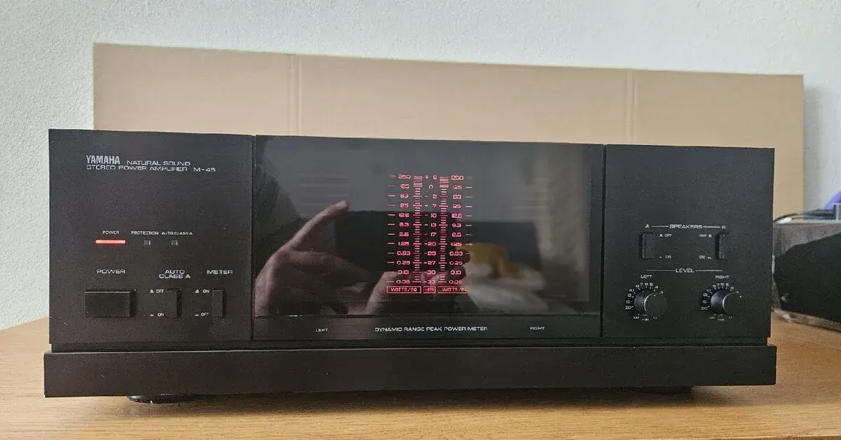 Yamaha M-45 Natural Sound