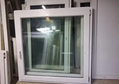 Plastove okna 130 x 128 cm vysoký