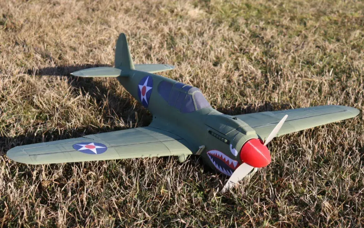 P-40 Warhawk ,RC lietadlo