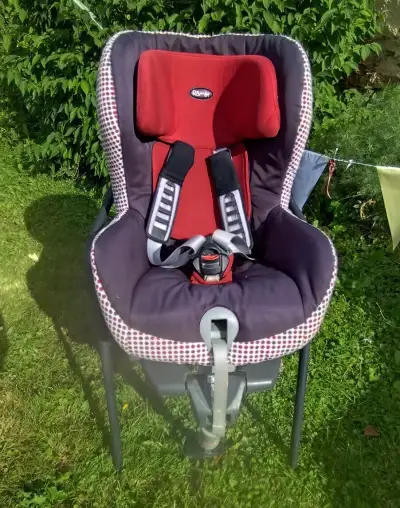 Autosedačka Britax Safefix