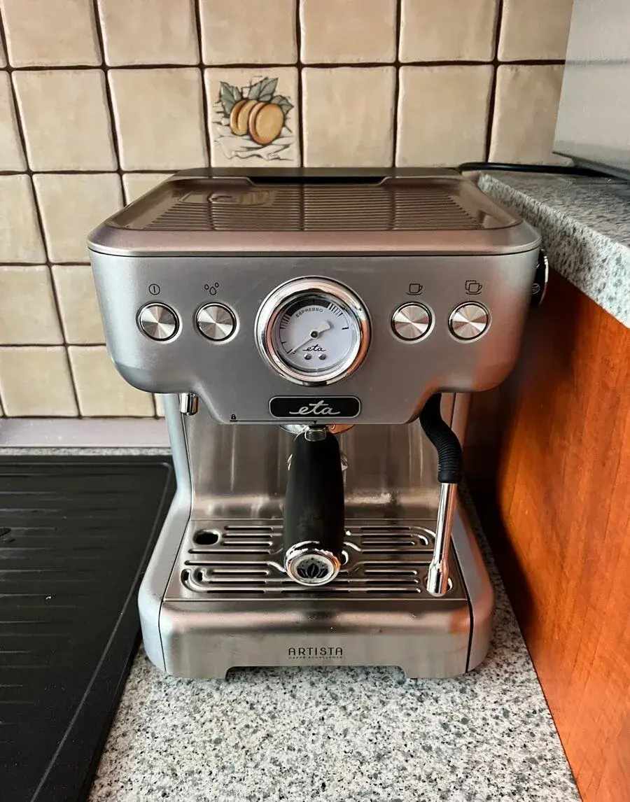 Espresso ETA Artista + Mlynček na kávu De'Longhi