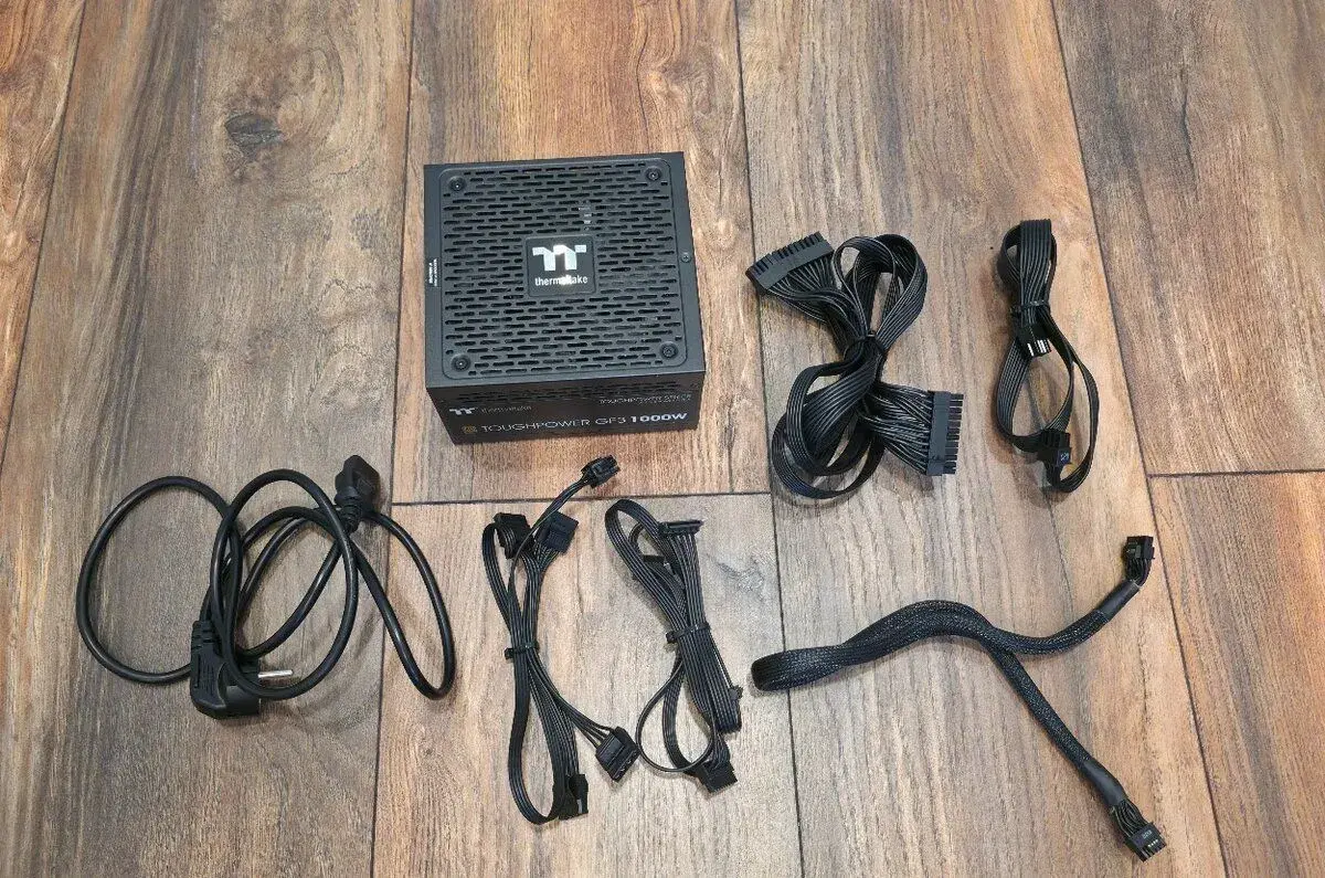 Thermaltake Toughpower GF3 1000W ATX 3.0