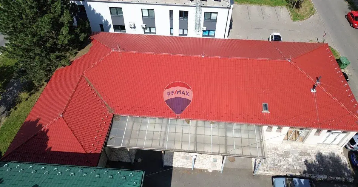Komerčný objekt, budova, 573m2, obchody, lekár, advokát, kan