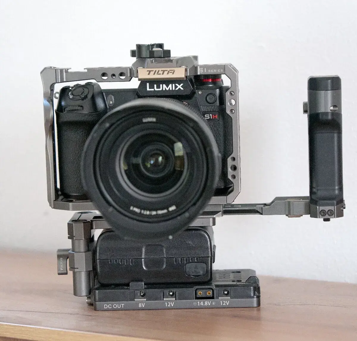 Lumix S1H + Lumix S Pro 24–70 mm f/2.8