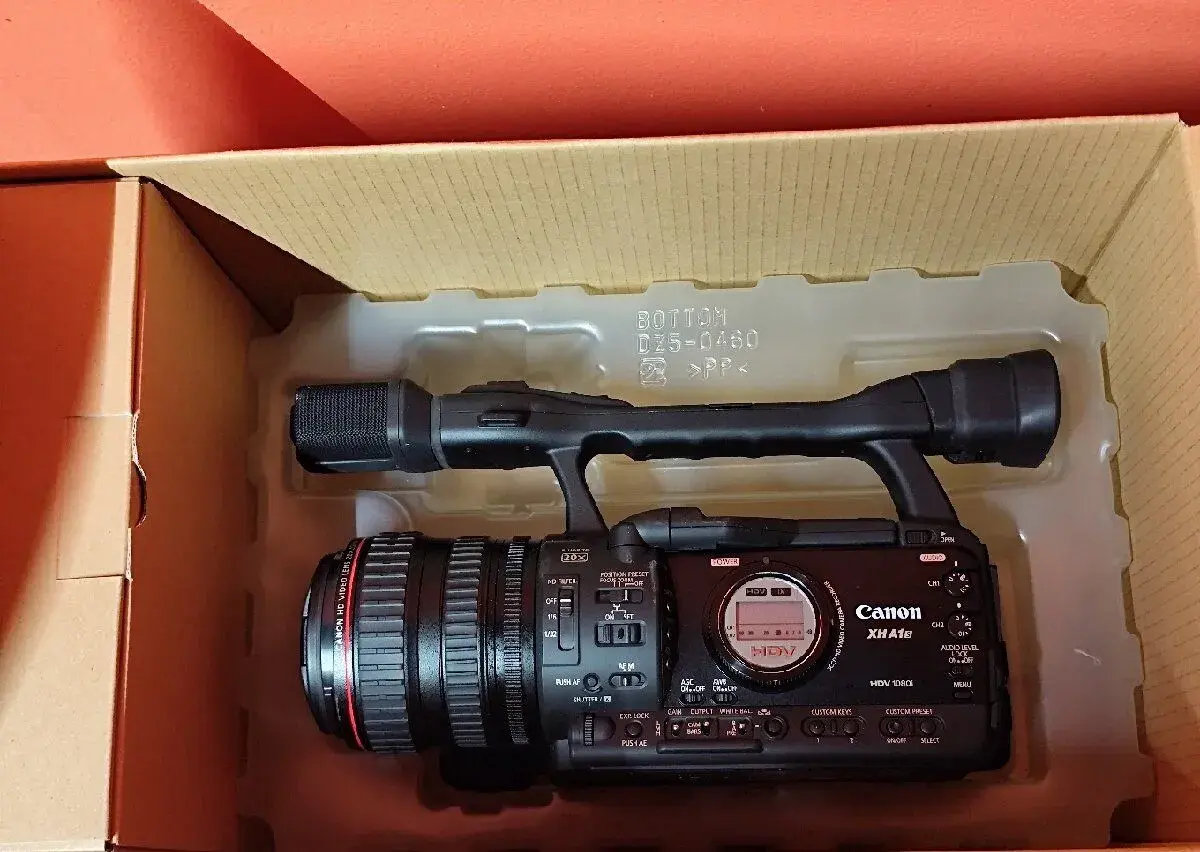Canon XH A1s
