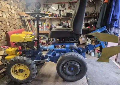 Malotraktor Agzat