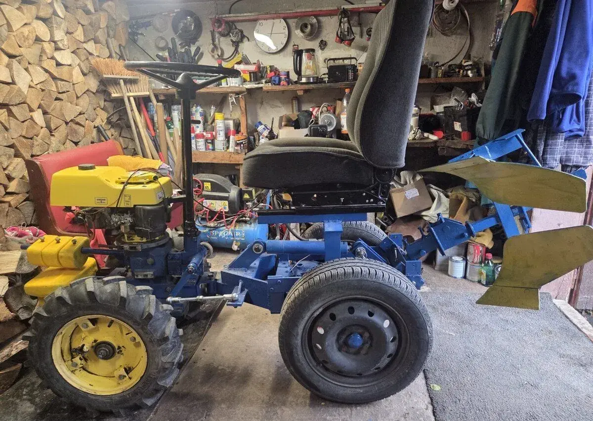 Malotraktor Agzat