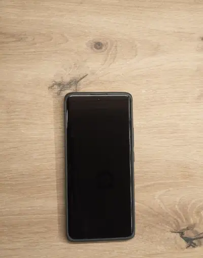 Redmi Note 14 Pro 5G (256 GB) – Výborný stav