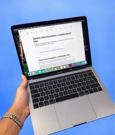 MacBook Pro 13” (2018) Touch Bar, 256 GB