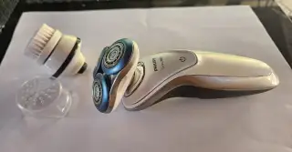 Holiaci strojček Philips S7530