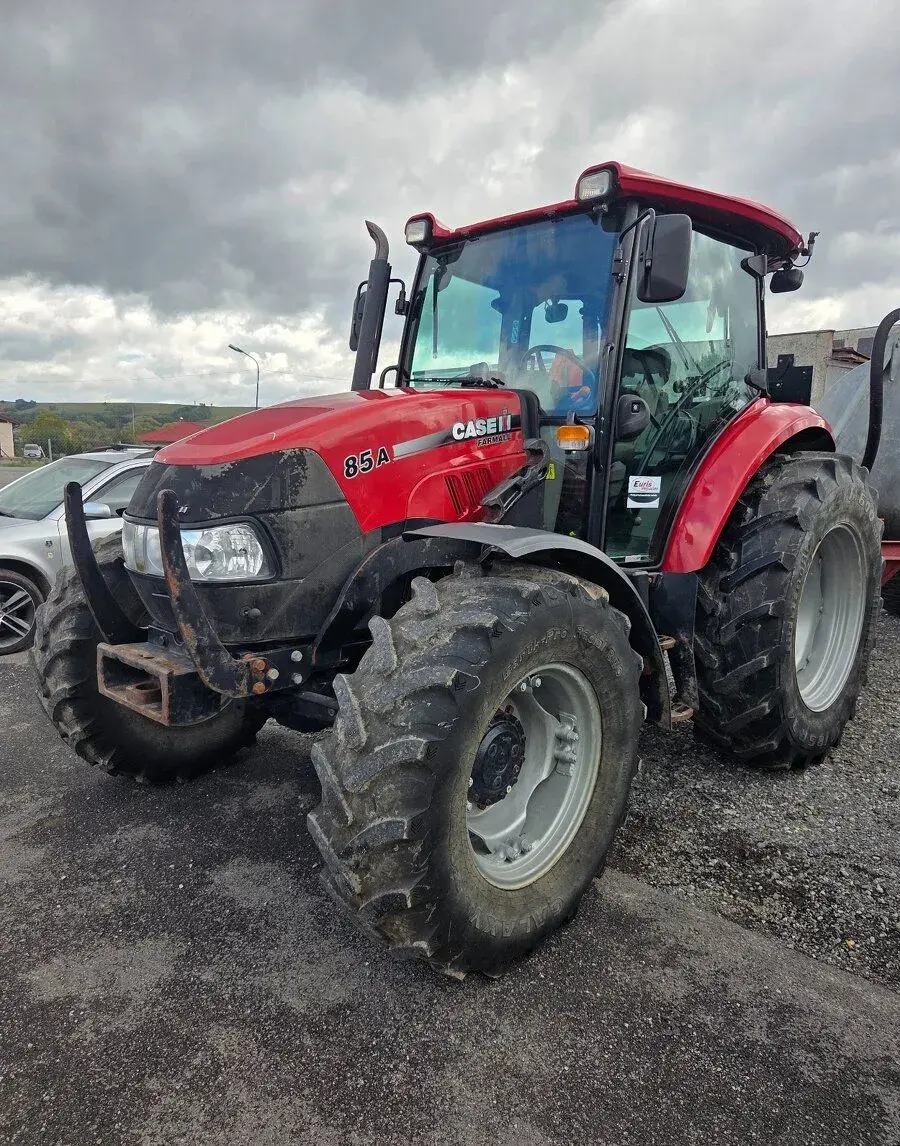 Case farmall 85A