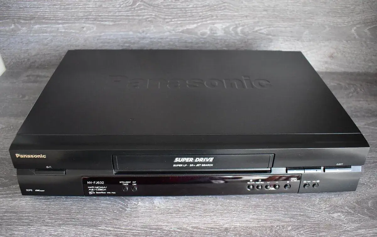 Panasonic NV-FJ 632 Super Drive videorekordér